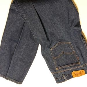 Vintage Levi’s 505 W40 L30 straight leg men’s jean